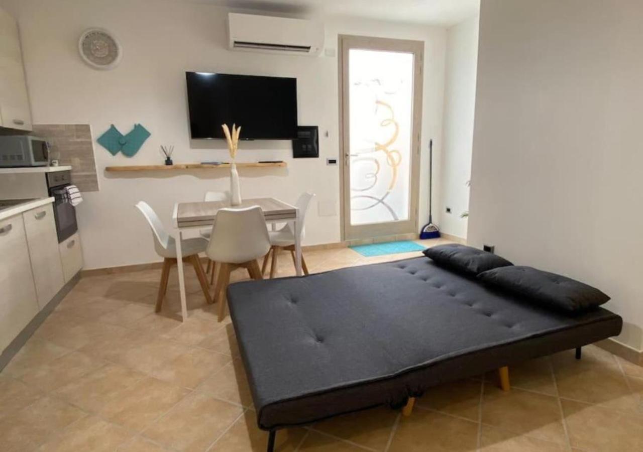 Loft Comodo Ed Elegante • Wi-Fi E Colazione Sanluri エクステリア 写真